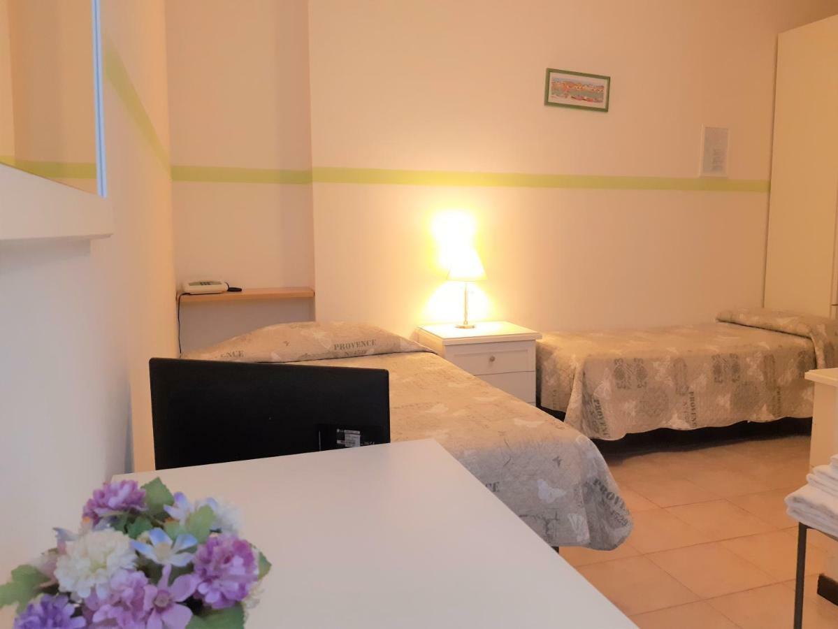 Hotel La Rama ลาซีเซ ภายนอก รูปภาพ